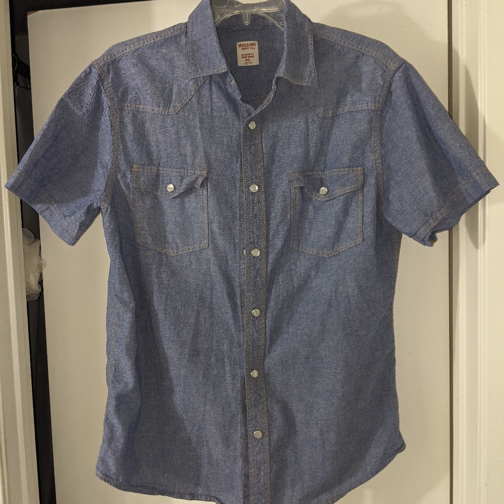 Short sleeve shirt